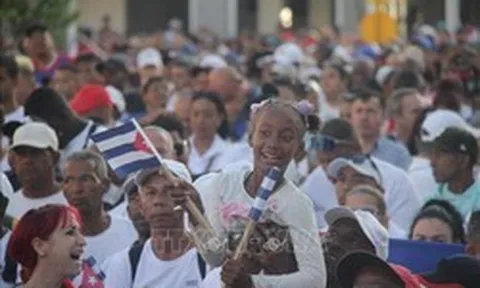 Cuba đang nỗ lực xử lý món quà 100.000 tấn của Nga, có tin vui sau thời gian dài