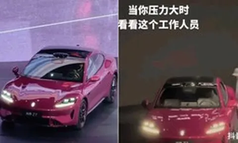 Huawei ê chề trước hàng triệu người: Mẫu xe điện 32.000 USD 'chết máy' ngay trên sân khấu ra mắt