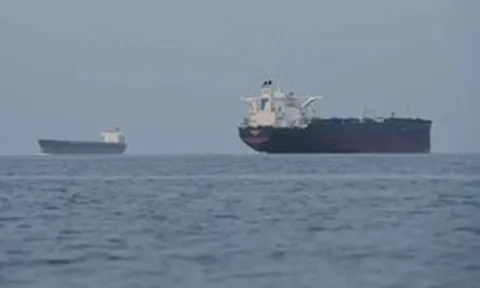 Iran gặp khó trong vòng phong tỏa của Mỹ