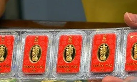 Giá vàng hôm nay, 2-5: Đảo chiều đi xuống