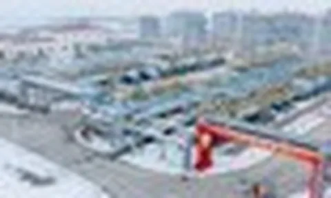 5 đại công xưởng nhận đặc quyền chưa từng có: Dòng dầu khổng lồ từ Trung Đông đang hướng thẳng về tọa độ này