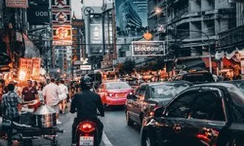 'Thấm đòn' xung đột Trung Đông, láng giềng Việt Nam phải vay gấp hơn 12 tỷ USD, thủ tướng kêu gọi người dân cùng nhau vượt qua khủng hoảng