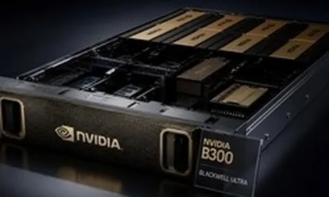 Đường dây buôn lậu chip bị phá, giá máy chủ AI NVIDIA B300 tại Trung Quốc tăng lên 1 triệu USD: Cao gấp đôi tại Mỹ
