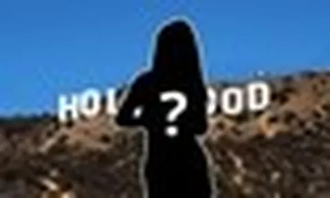 Phát hoảng với "nữ hoàng phim teen": Biến dạng xuề xoà không nhận ra, mắc bệnh tâm thần phân liệt cởi quần áo đi lang thang trên phố
