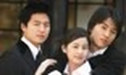 Nam thần xấu tính nhất showbiz bị bạn gái “đá” vì Kim Tae Hee, tiếp tục bị mỹ nhân kém 13 tuổi ruồng bỏ qua tin nhắn