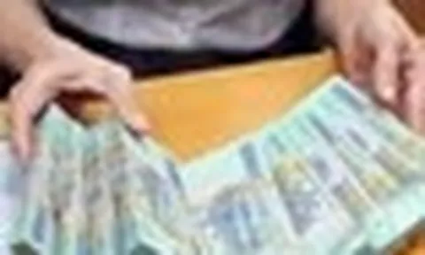 Vì sao tiền gửi ngân hàng giảm mạnh?