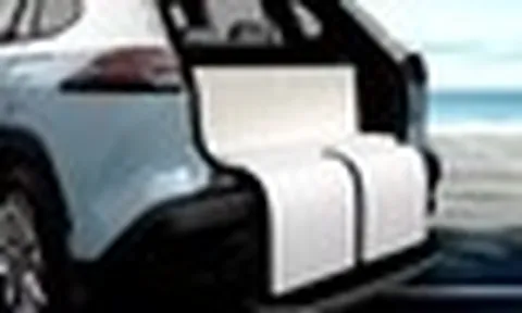 Toyota Corolla Cross bản đặc biệt có trang bị giống Rolls-Royce
