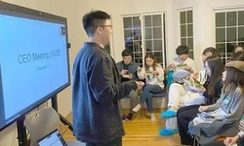 Từ lớp Olympic toán đến Thung lũng Silicon: Người Trung Quốc đang trở thành “xương sống” của cơn sốt AI Mỹ