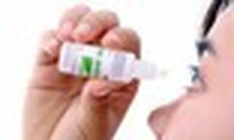 Thu hồi nước muối nhỏ mắt Natri clorid 0,9% vì không đạt "độ trong": Nguy hiểm ra sao?