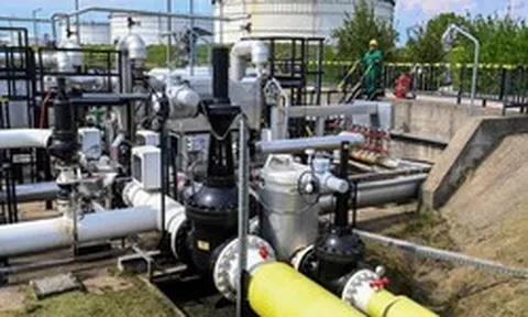 Khách 'ruột' của Moscow chuẩn bị mua 1 tỷ mét khối khí đốt từ nước láng giềng EU với giá tương đương của Nga