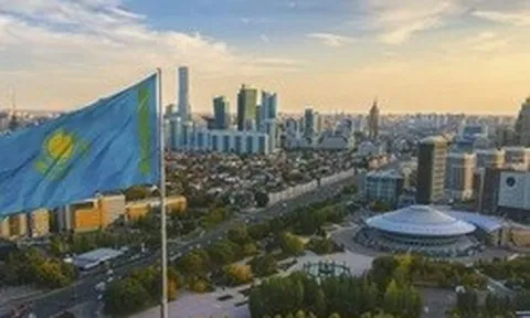 Kazakhstan ngừng tịch thu tài sản Gazprom trong bối cảnh chuyến thăm của ông Putin