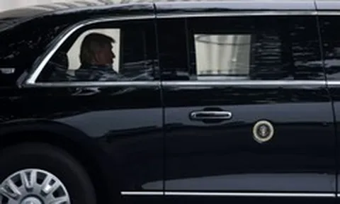 Sức khỏe của Tổng thống Trump tiếp tục thu hút sự chú ý của dư luận Mỹ