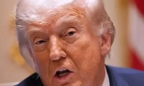 Sau tín hiệu tích cực, Tổng thống Mỹ Trump bất ngờ phủ nhận dự thảo thoả thuận với Iran