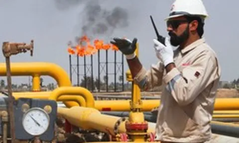 Iraq phát minh "áo giáp siêu mỏng" có thể rung chuyển ngành dầu khí thế giới: Tiềm năng cứu 60 tỷ USD/năm