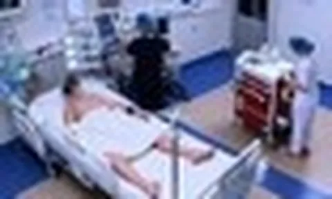 Cứu thiếu niên thoát 'cửa tử' vì nhiễm não mô cầu tối cấp