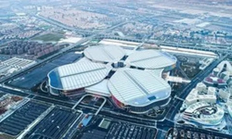 Vincom Collection Bazaar sở hữu lợi thế kép cạnh trung tâm triển lãm, ôm trọn ga đường sắt cao tốc