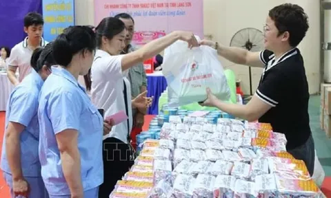 Công đoàn Việt Nam: Luôn là điểm tựa tin cậy, vững chắc của người lao động