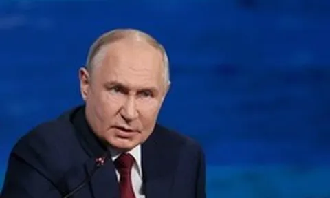 Tổng thống Putin: Chưa thấy lý do để gặp trực tiếp ông Volodymyr Zelensky