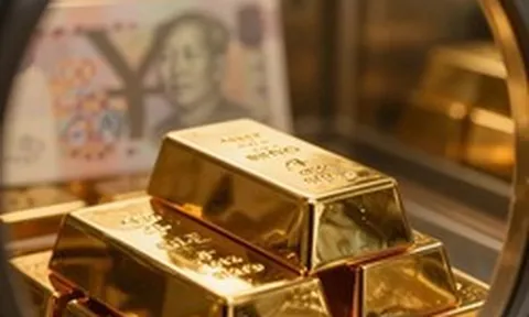 Vàng chính thức vượt trái phiếu Mỹ: Trung Quốc gom hàng trăm tấn - Trật tự cũ đang lung lay?