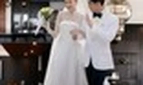 Chị đại showbiz cưới "hồng hài nhi" kém 11 tuổi: Được chồng chăm như em bé, sống trong căn hộ cao cấp, view hướng thẳng sông