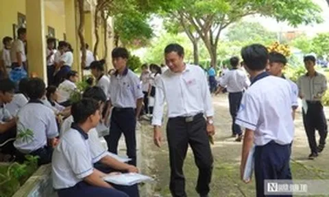 Thí sinh tại Đặc khu Phú Quý phấn khởi sau môn Toán tự tin đạt điểm cao