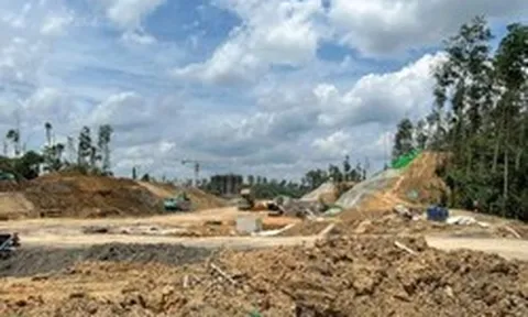 Phát hiện loạt xe ủi Trung Quốc rầm rộ san phẳng rừng rậm, xây công trình 'thế kỷ' trị giá hàng chục tỷ USD, rộng gần 2.600 km² tại nước láng giềng Việt Nam