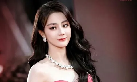 Nữ diễn viên Địch Lệ Nhiệt Ba gây sốt khi trở lại thảm đỏ