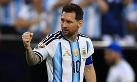 Siêu phẩm vào lưới Algeria của Messi, san bằng kỷ lục vĩ đại nhất lịch sử World Cup