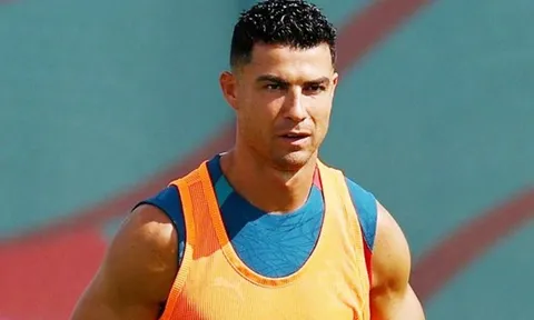Cristiano Ronaldo có động thái đầy ẩn ý giữa "tâm bão"