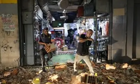 Xót xa đống hoang tàn tại Venezuela sau động đất kép: Hàng chục tòa nhà đã sụp đổ, số phận nhiều người vùi sâu trong gạch vỡ