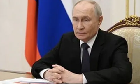 Tổng thống Putin tiếp tục gia hạn lệnh cấm xuất khẩu dầu mỏ Nga