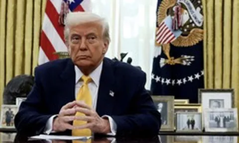 Ông Trump cảnh báo Iran 'sẽ không còn tồn tại' nếu Mỹ tiếp tục ra tay