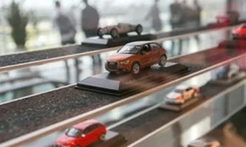 Ngành công nghiệp Đức suy yếu khiến loạt thành phố khốn đốn, học sinh phải nghỉ học