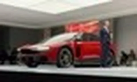 Xe điện Ferrari ‘cháy hàng’ ngay khi ra mắt Trung Quốc