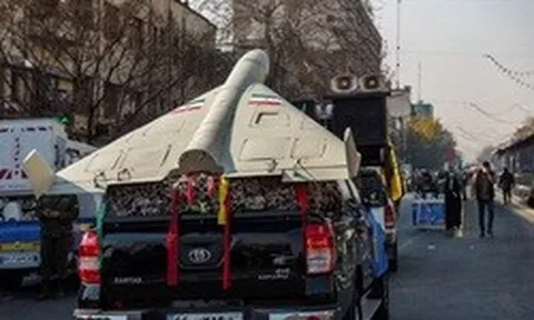 Thế giới phát sốt vì UAV của Iran