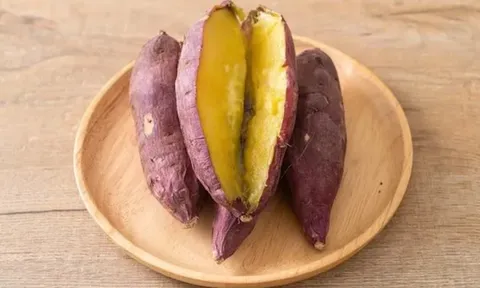 Ăn khoai lang mỗi sáng suốt 3 tháng, người phụ nữ 30 tuổi nhận tin bất ngờ