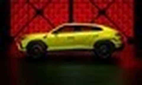 Tin xe 3/7: Mitsubishi Attrage nâng cấp ADAS, Siêu SUV Lamborghini 810 PS ra mắt