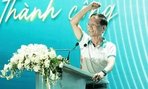 Nhóm cổ phiếu hệ sinh thái của ông Vũ Văn Tiền đồng loạt có biến