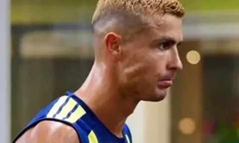 Ronaldo và Georgina nói không với tuần trăng mật
