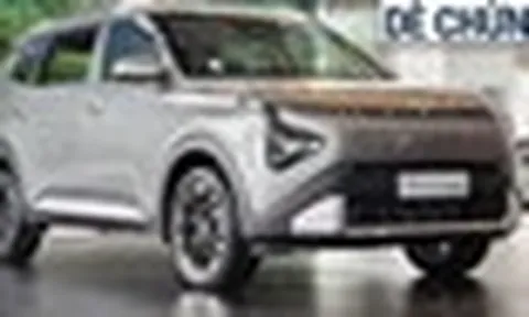 Xem thực tế Kia Carens Clavis tại Việt Nam: Thiết kế bắt mắt hơn, có phanh điện tử, cửa nóc, ADAS, cạnh tranh Xpander, BR-V
