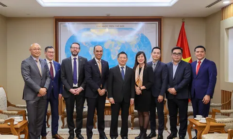 Tổng Giám Đốc Tập đoàn Prudential tái khẳng định cam kết dài hạn với Việt Nam trong buổi đối thoại cấp cao